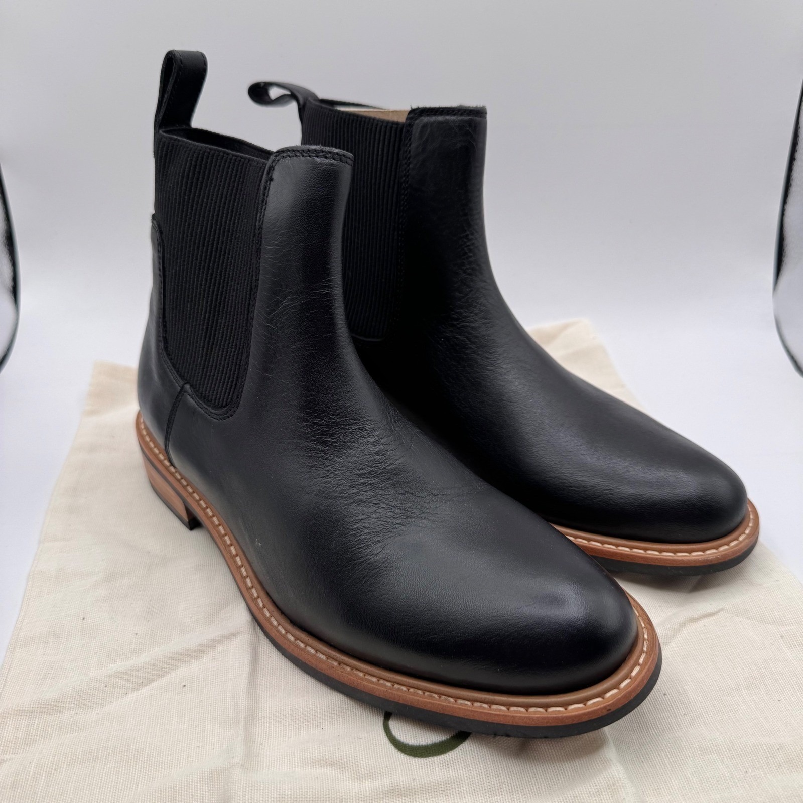 Nisolo Carmen Chelsea Boots Black Leather Ankle Booties Retail $250 Women 9.5